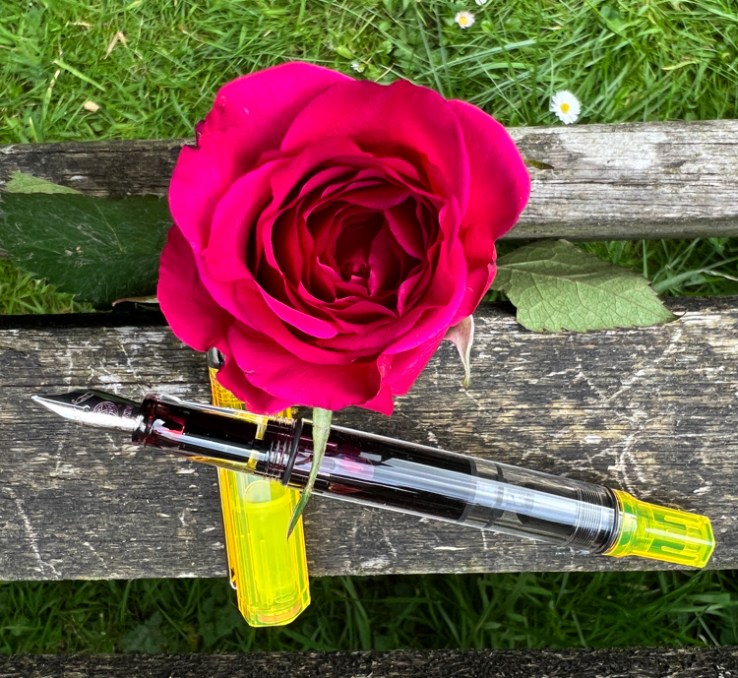 04 Pen and Rose Web 750hpx