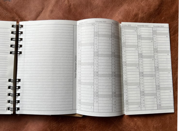 07 Diary Fold Out Web 700vpx